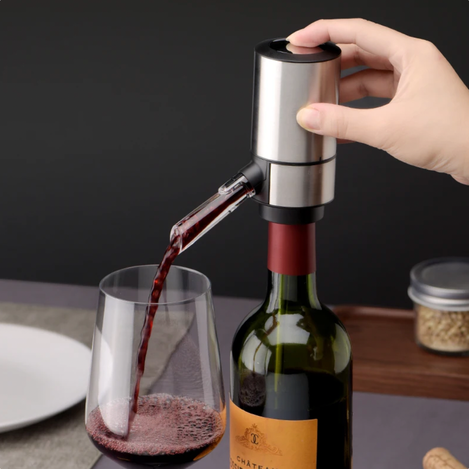 Weinausgießer Elegant™ | Hochwertige Weinelebnisse mit integriertem Belüfter und Spender