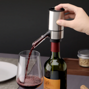 Wijnschenker Elegant™ | Hoogwaardige wijnervaringen met geïntegreerde beluchter en dispenser 